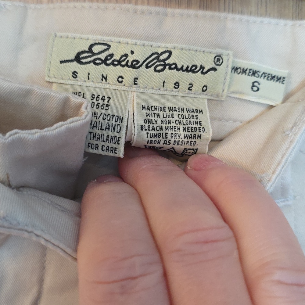 Vintage Pleated Eddie Bauer Women's Khaki Chinos - Picture 3 of 5